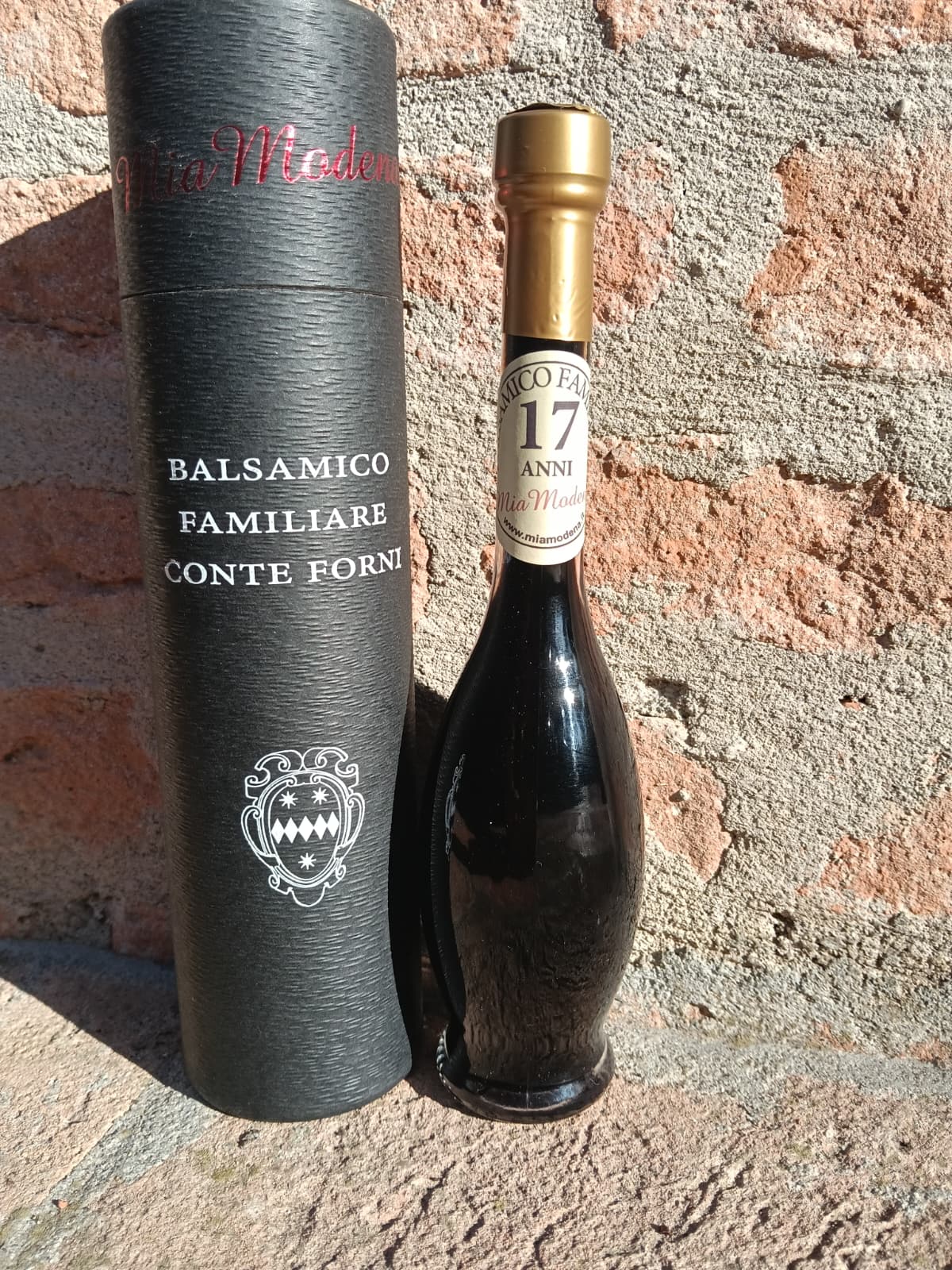 Aceto balsamico familiare di Max e Akane - 17 anni - 100mlcon scatola