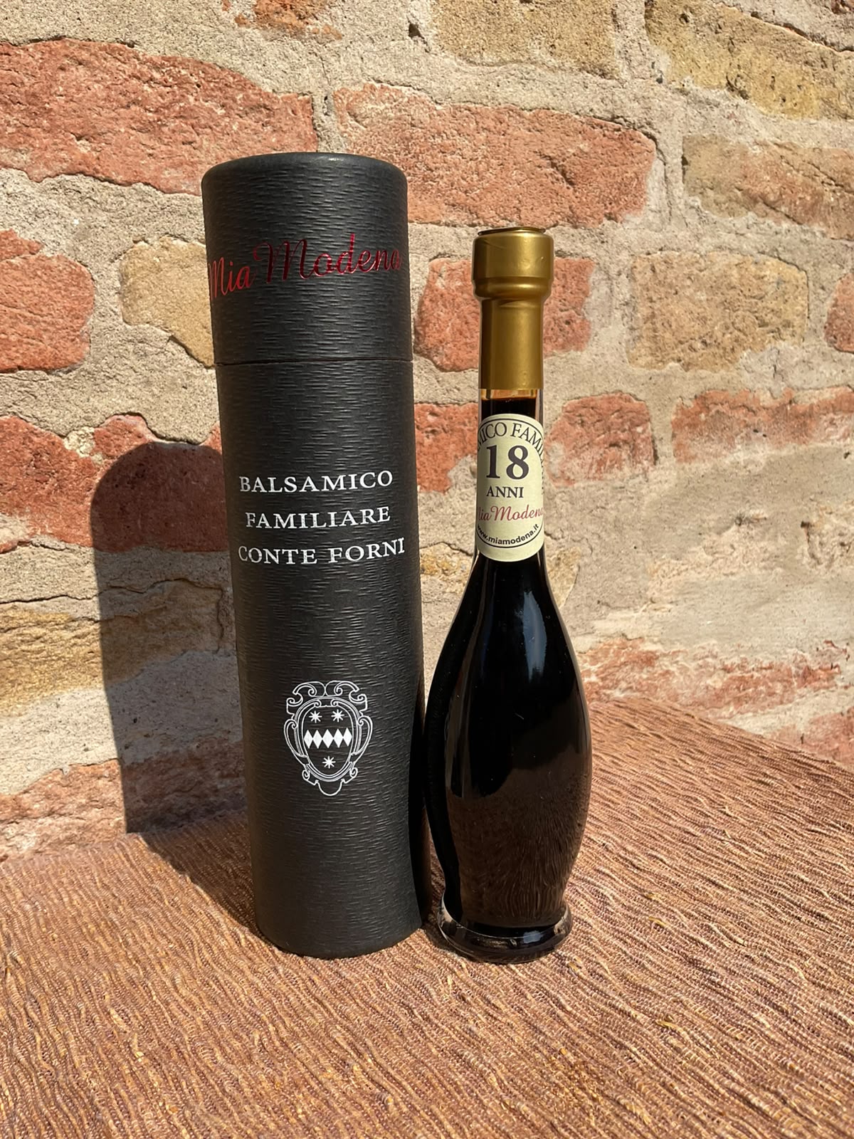 Aceto balsamico familiare di Max e Akane - 18 anni - 100ml con scatola